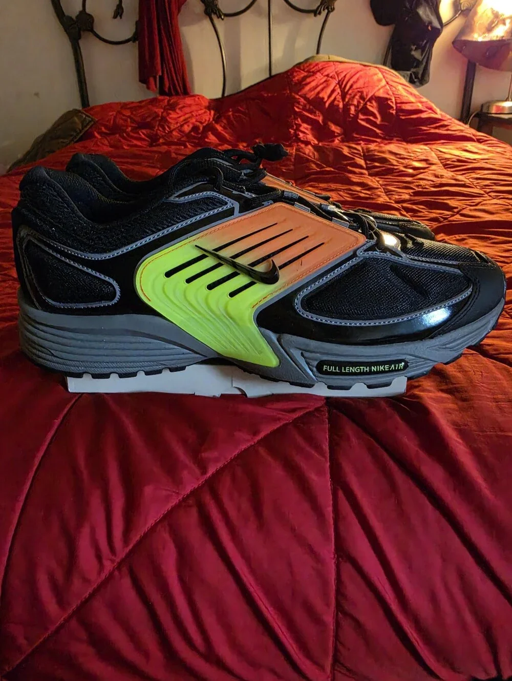 Nike FIRE! NWOB! Air Pegasus Wave Sneakers in Black Ironstone Safety Orange. 13.